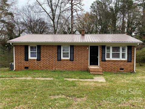 406 Rutherford St, Wadesboro, NC 28170