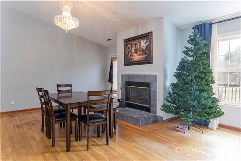 711 Crest Rd, Flat Rock, NC 28731 photo 15