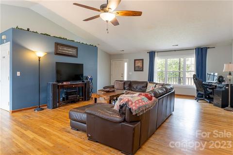711 Crest Rd, Flat Rock, NC 28731 photo 10