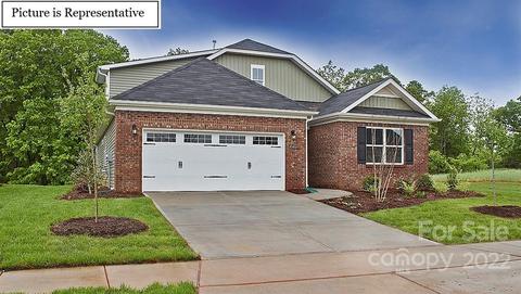 4233 Millstream Rd, Denver, NC 28037