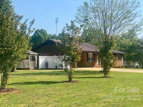 4116 Conley St, Newton, NC 28658