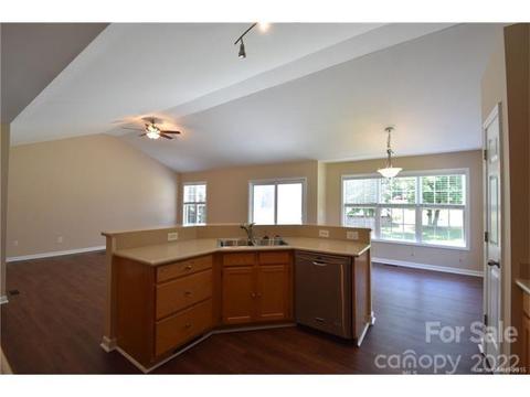 1402 Griffith Rd, Monroe, NC 28112 photo 6