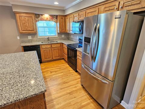3141 Craig Ave, Valdese, NC 28690 photo 11