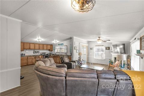 587 Grace Ave, Lancaster, SC 29720 photo 5
