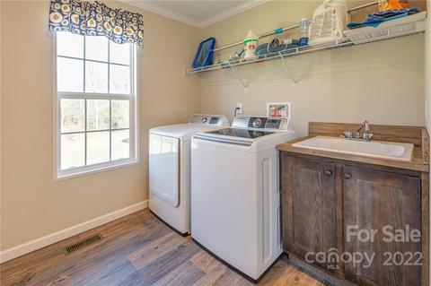 26 Jake Rd, Clyde, NC 28721 photo 21