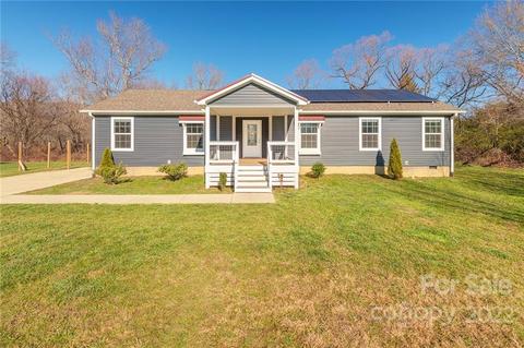 26 Jake Rd, Clyde, NC 28721 photo 1