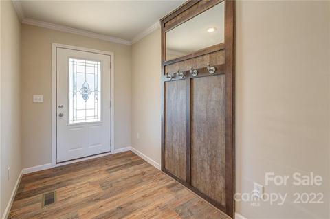 26 Jake Rd, Clyde, NC 28721 photo 3