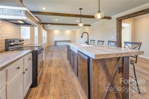 26 Jake Rd, Clyde, NC 28721 photo 9