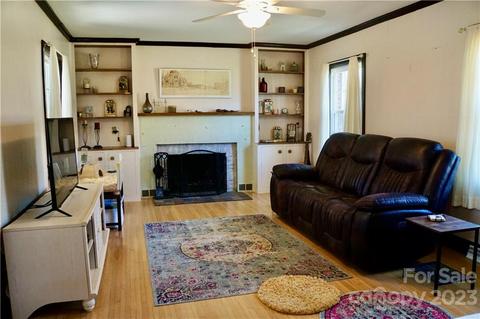 612 2nd Ave NE, Conover, NC 28613 photo 7