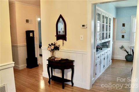 612 2nd Ave NE, Conover, NC 28613 photo 5