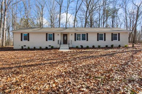 1000 Country Land Ct, Monroe, NC 28110