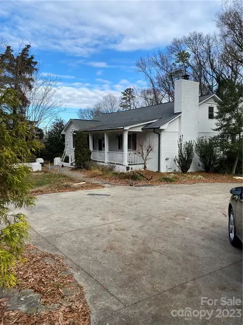 1001 Coddington Pl, Charlotte, NC 28211