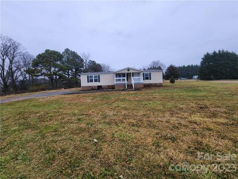 330 Ervin Ln, Hiddenite, NC 28636