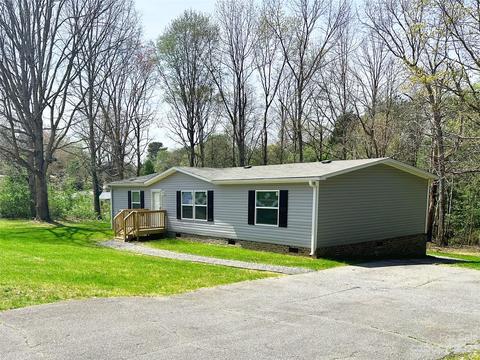 8895 Spring Meadow Dr, Hickory, NC 28601 photo 5