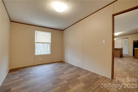 8895 Spring Meadow Dr, Hickory, NC 28601 photo 25