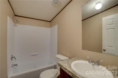 8895 Spring Meadow Dr, Hickory, NC 28601 photo 23