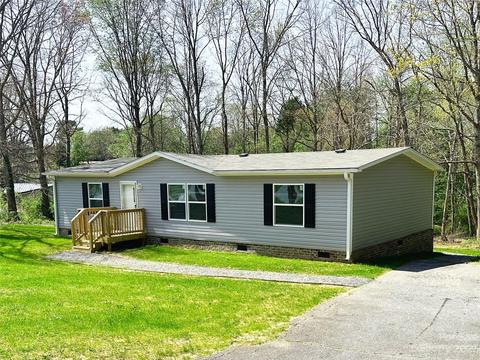 8895 Spring Meadow Dr, Hickory, NC 28601 photo 3
