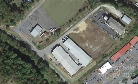96 Holiday 3 Dr #3, Murphy, NC 28906 photo 2