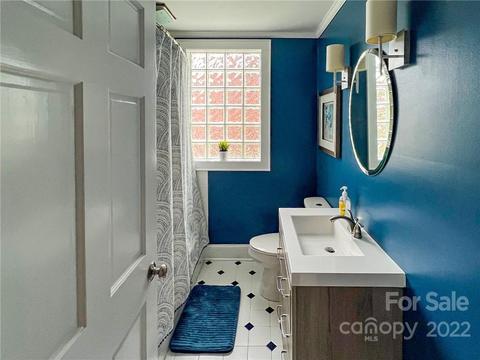 915 E Main St, Maiden, NC 28650 photo 8
