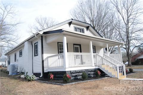 506 Flint St N, Lincolnton, NC 28092