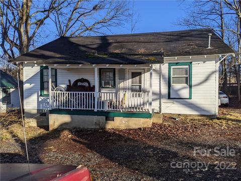 929 Wallace St, Statesville, NC 28677
