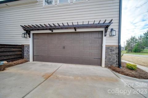 134 Arrow Point Ln, Davidson, NC 28036 photo 9