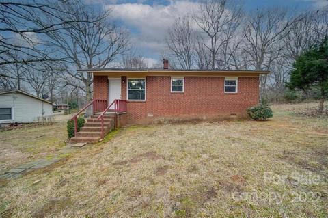 508 Barrington Pl NW, Concord, NC 28027