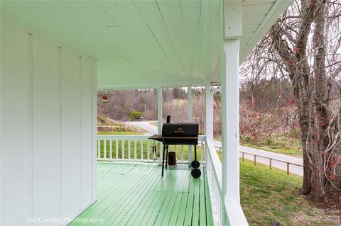 64 Upper Bailey Branch Rd, Mars Hill, NC 28754 photo 4