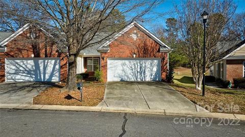 1661 Onyx Rdg, Fort Mill, SC 29708 photo 1