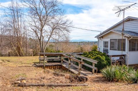 3252 Hwy 126 Hwy, Nebo, NC 28761