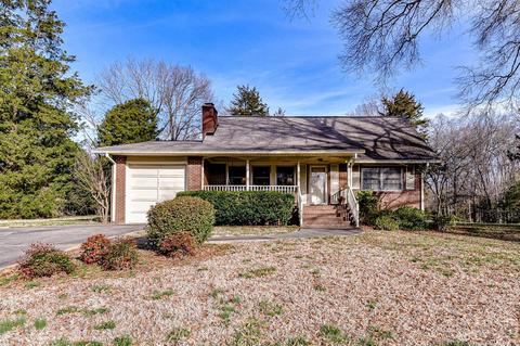 619 Eastway St, Davidson, NC 28036