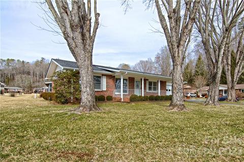 75 Resada Dr, Brevard, NC 28712 photo 2