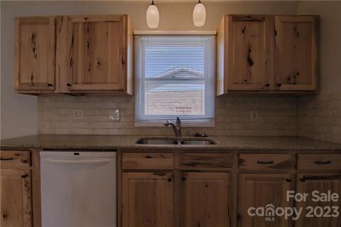 75 Resada Dr, Brevard, NC 28712 photo 14