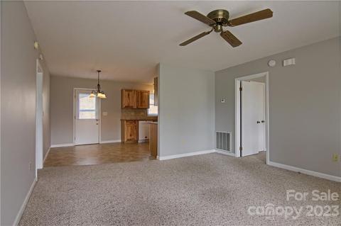 75 Resada Dr, Brevard, NC 28712 photo 16