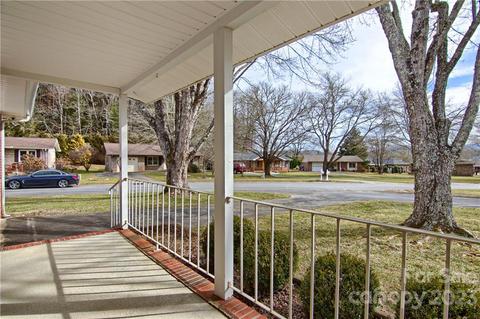 75 Resada Dr, Brevard, NC 28712 photo 3