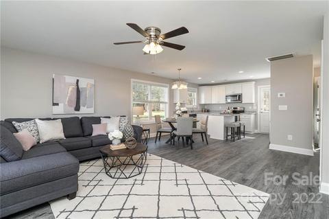 711 Liberty E St E, Salisbury, NC 28144 photo 2