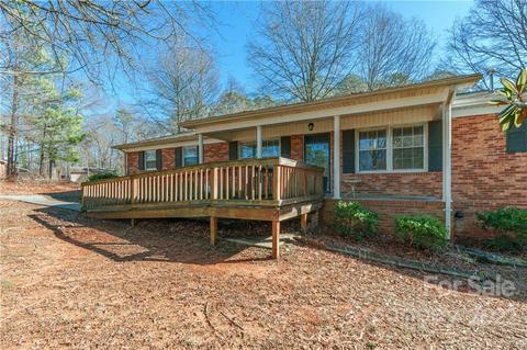 2070 John Everall Rd, Lancaster, SC 29720 photo 2