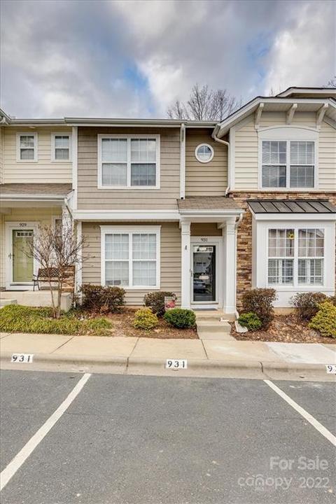931 Copperstone Ln, Fort Mill, SC 29708 photo 2