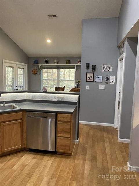43 Diane Dr NW, Clyde, NC 28721 photo 6