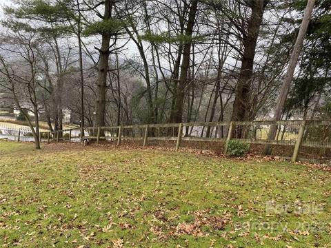 43 Diane Dr NW, Clyde, NC 28721 photo 37