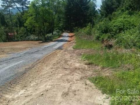 500 Jilly Dr, Clyde, NC 28721 photo 7