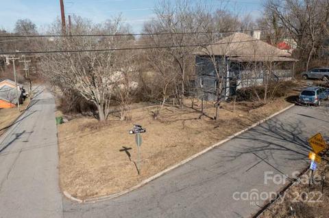 99999 Roberts St, Asheville, NC 28801