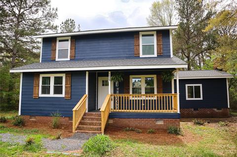 1530 Mays Dr, Edgemoor, SC 29712