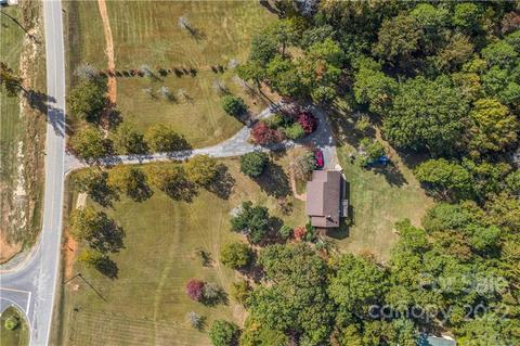 4289 Tabernacle Rd, Lancaster, SC 29720 photo 3