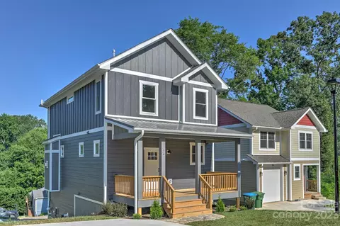 24 Loblolly Ln, Asheville, NC 28803