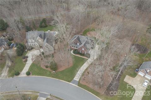 6341 Fox Chase Dr, Davidson, NC 28036 photo 4