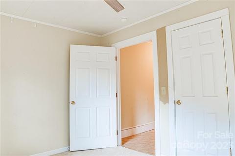 30 Stevens St, Tryon, NC 28782 photo 16