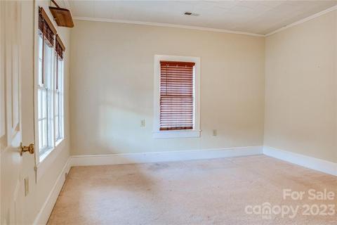 30 Stevens St, Tryon, NC 28782 photo 25