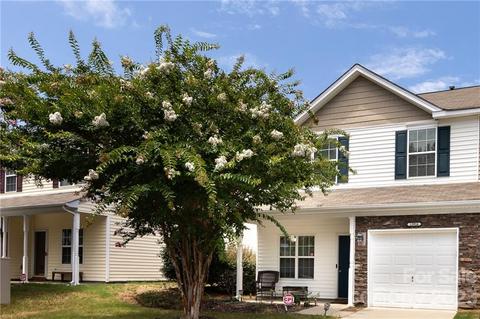 13916 Singleleaf Ln, Charlotte, NC 28278