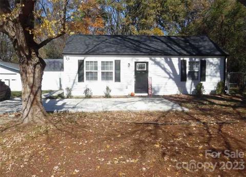 1126 Nations Dr, Charlotte, NC 28217